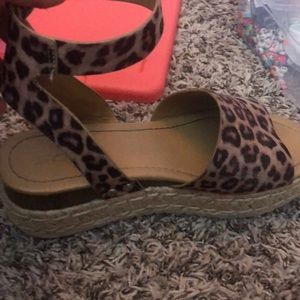 Cheetah print open toed wedge sandals